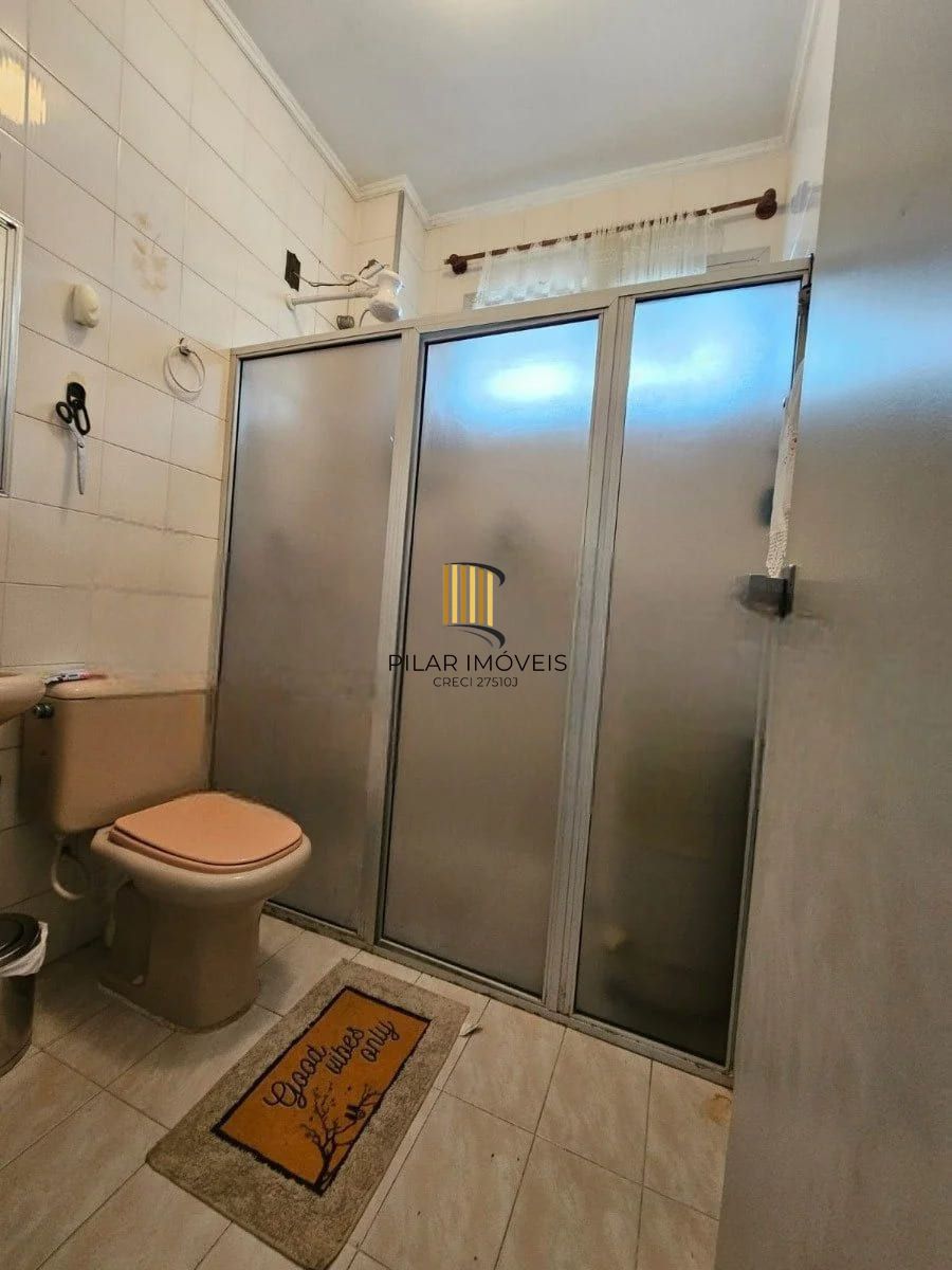 Apartamento de 2 dormitórios no Bairro São Sebastião, Porto Alegre