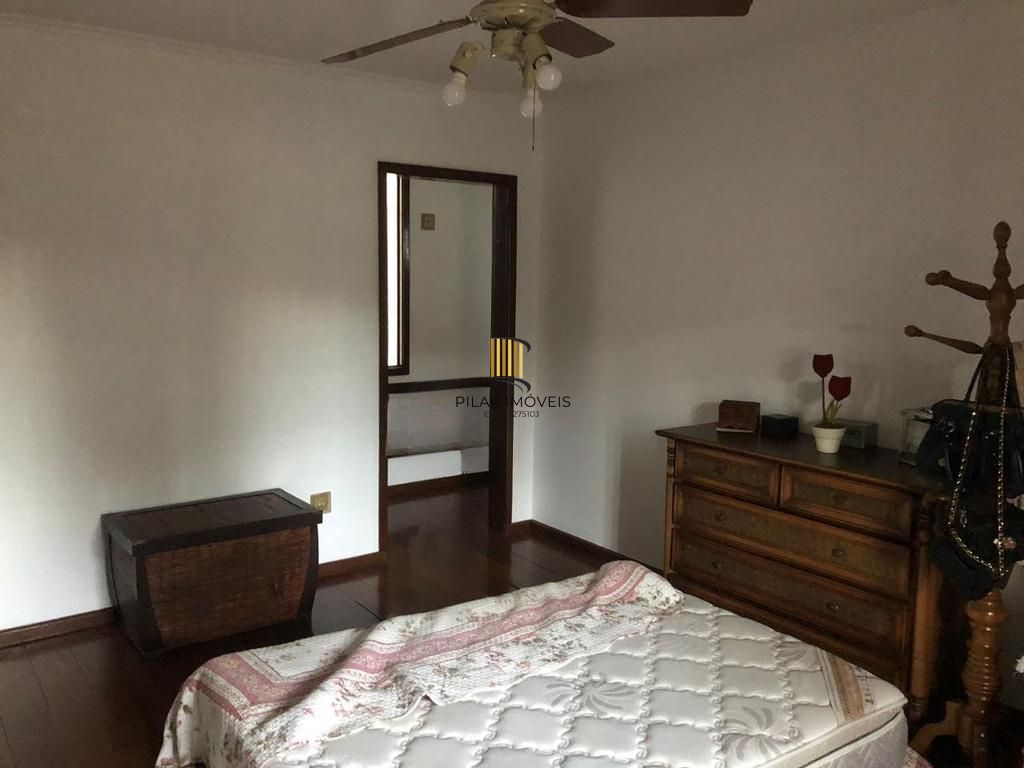 Casa de 3 dormitórios à venda no Bairro, Jardim do Salso - Porto Alegre