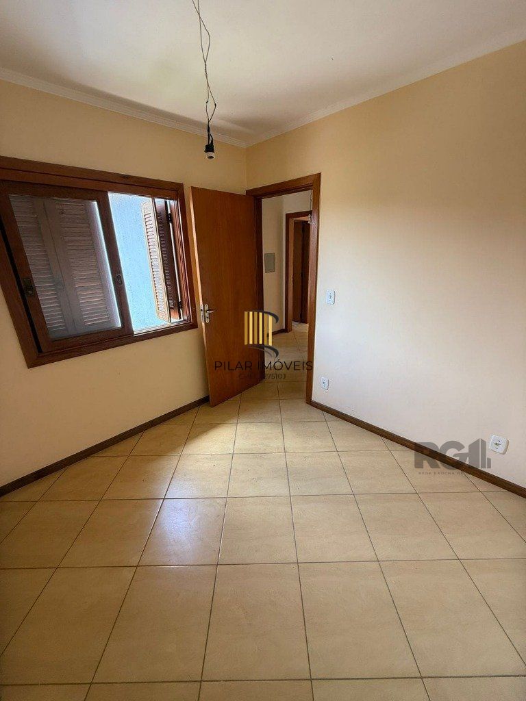 Casa 3 dormitórios no bairro Nonoai