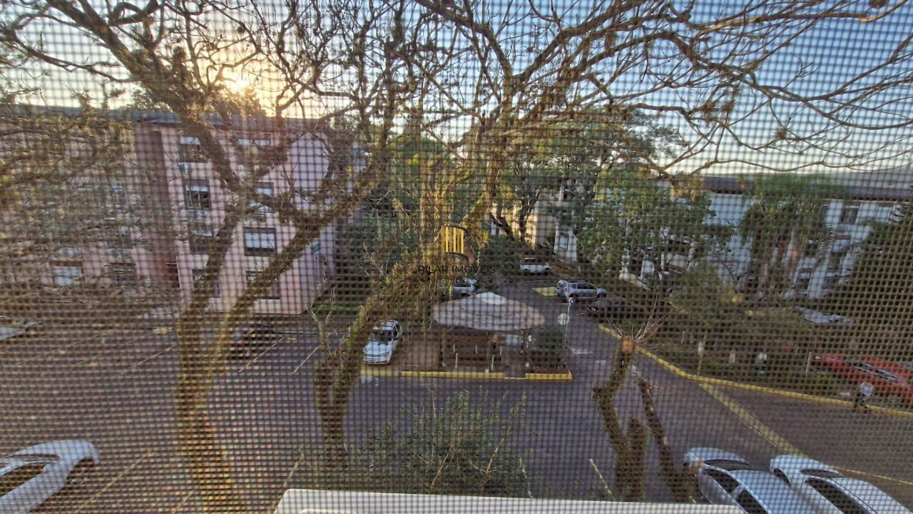 Apartamento pronto para morar, todo reformado, 3 dormitórios, banheiro, cozinha, área de serviço e 1 garagem