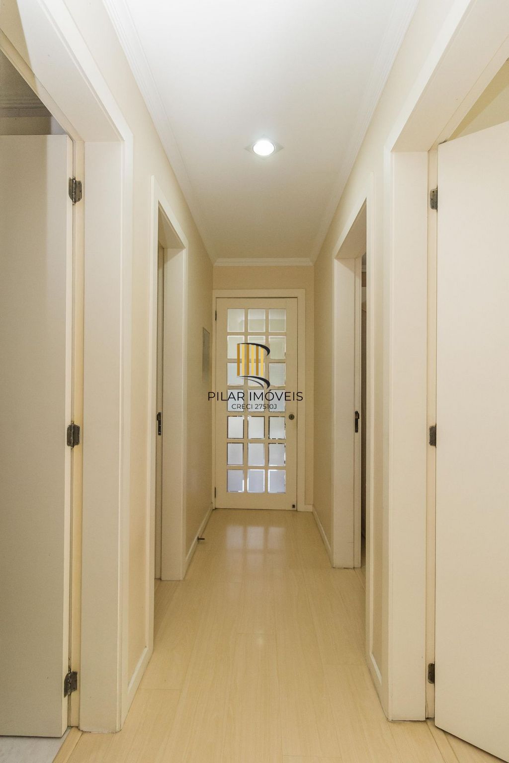 Apartamento de 3 dormitórios no bairro Jardim Itu Sabará - Porto Alegre