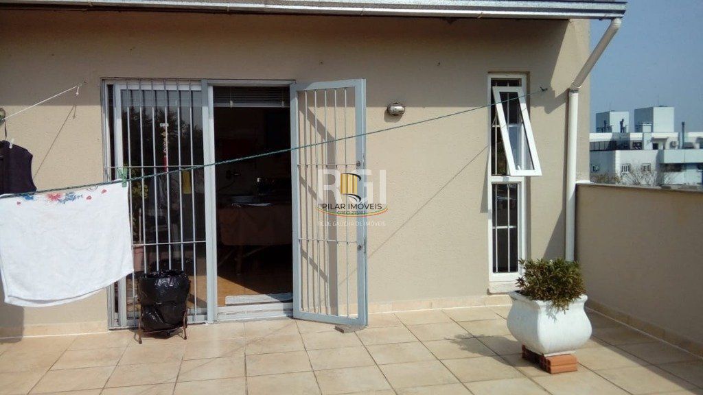 Cobertura para Venda - 126.98m², 2 dormitórios, 2 vagas - Nonoai