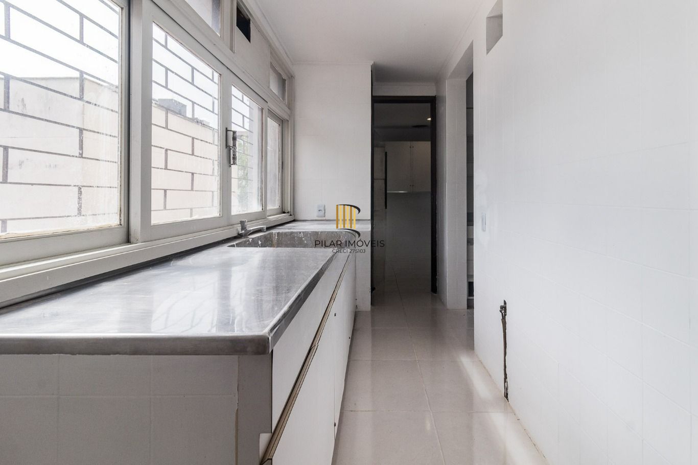 Apartamento à venda com 3 quartos 153 m²  Alto Padrão avenida carlos gomes, bela vista, porto alegre