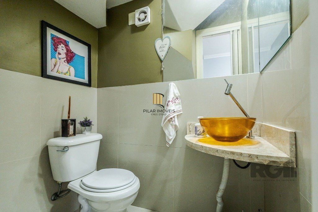 Casa de Condomínio 3 dormitórios no bairro Jardim Itu