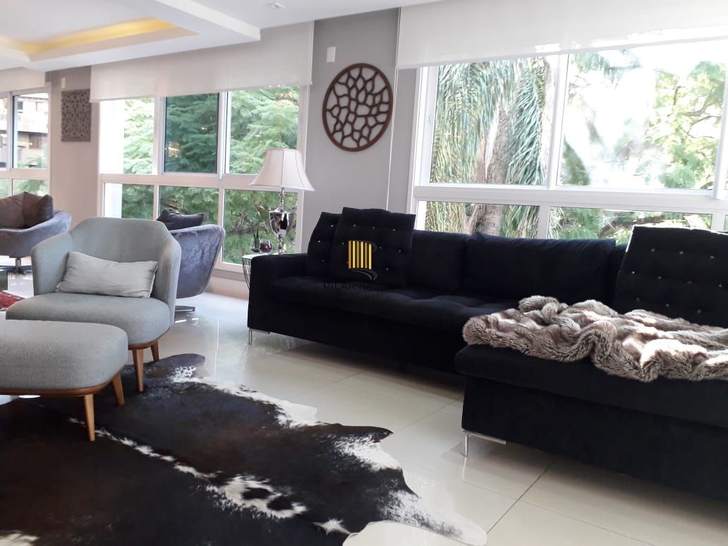 Apartamento na Bela vista com 3 suites, 4 garagens, 1 apartamento por andar.