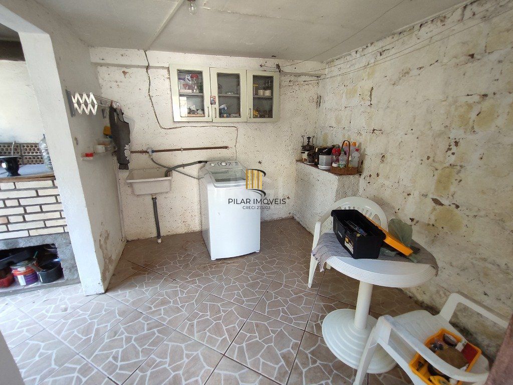 Casa para Venda - 134m², 2 dormitórios, 1 vaga - Nonoai
