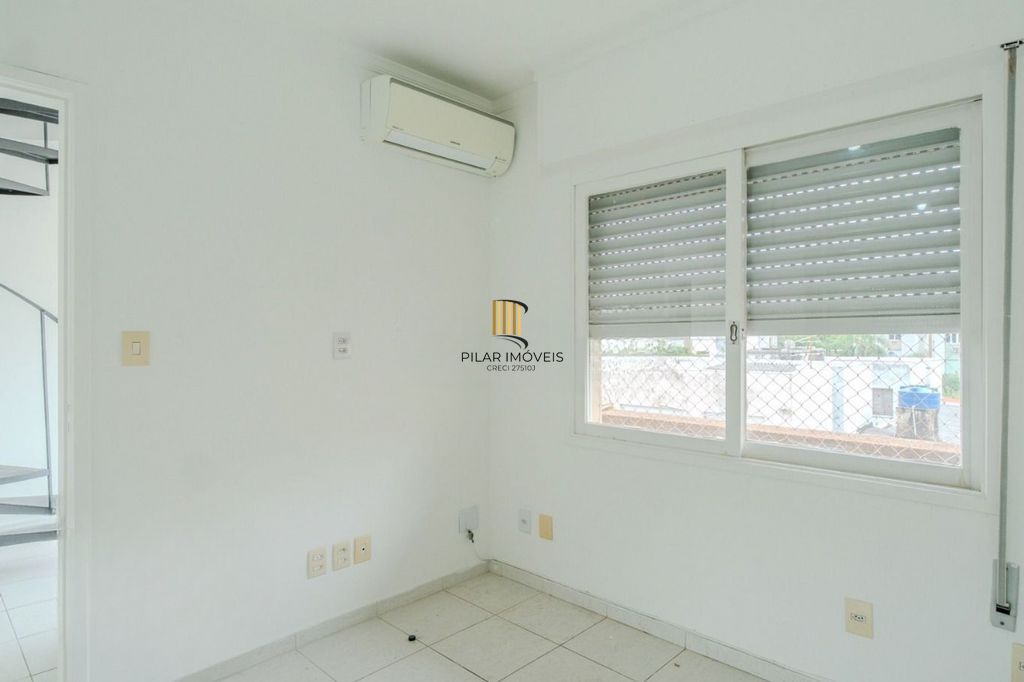 Cobertura 2 dorms à venda Rua Doutor Sebastião Leão, Azenha - Porto Alegre