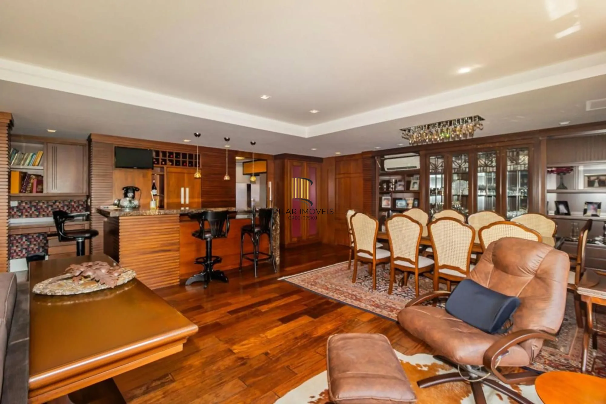 Apartamento de 3 dormitórios à venda em Bela Vista, Porto Alegre.