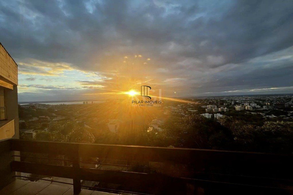 Casa 3 dor. sendo 1 suite, piscina, com vista panorâmica  no Morro Apamecor.