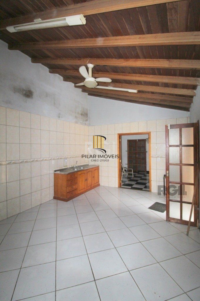 Casa 3 Dormitório(s) Bairro Teresópolis