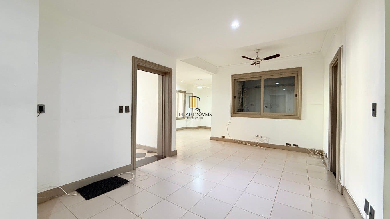 Apartamento de 3 dormitórios à venda em Independência, Porto Alegre