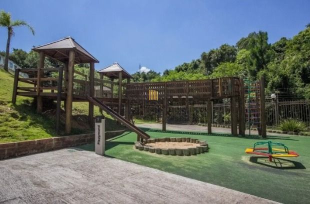 Apartamento com 3 quartos e 80m² à venda em Jardim Carvalho, Porto Alegre