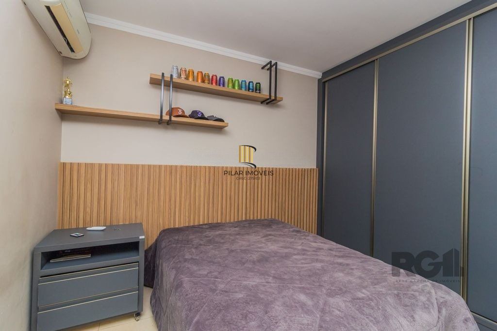 Casa 3 dormitórios a uma quadra da avenida Teresópolis e cinco minutos do Bourbon Shopping Teresópolis