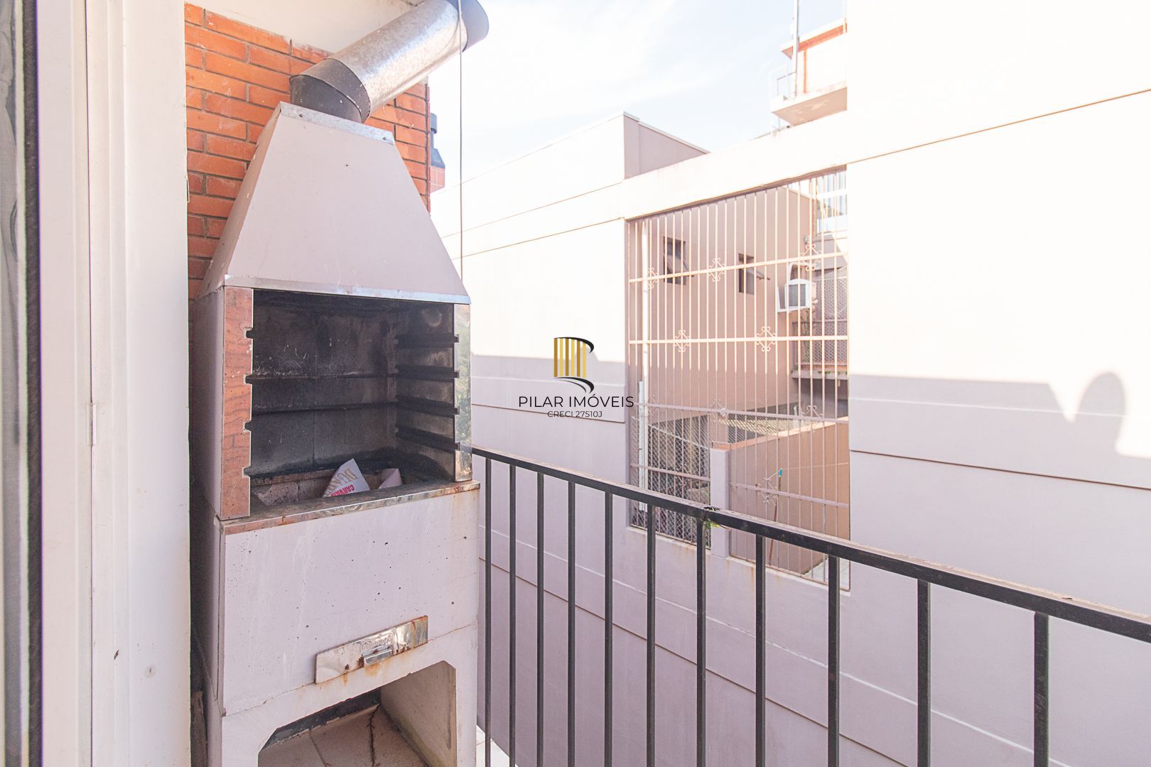 Apartamento de 03 dormitorios no bairro Teresopolis Porto Alegre-RS