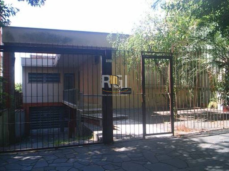 Casa para Venda - 250m², 3 dormitórios, 2 vagas - Petrópolis