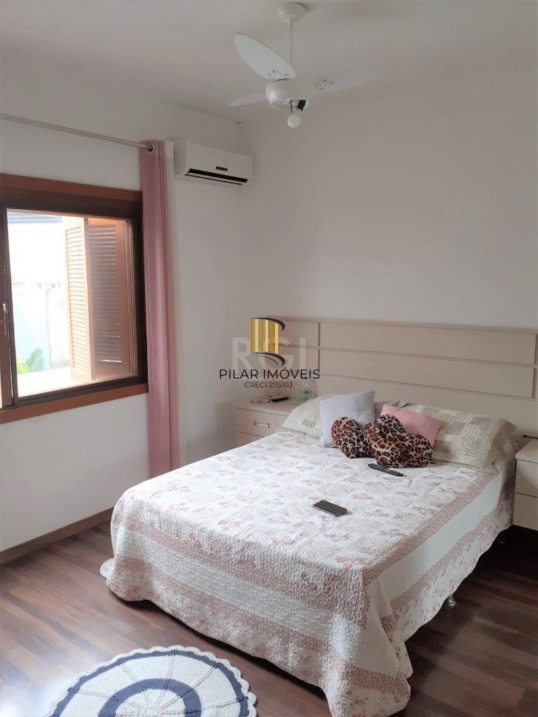 Casa para Venda - 148.53m², 4 dormitórios, sendo 1 suites, 2 vagas - Hípica