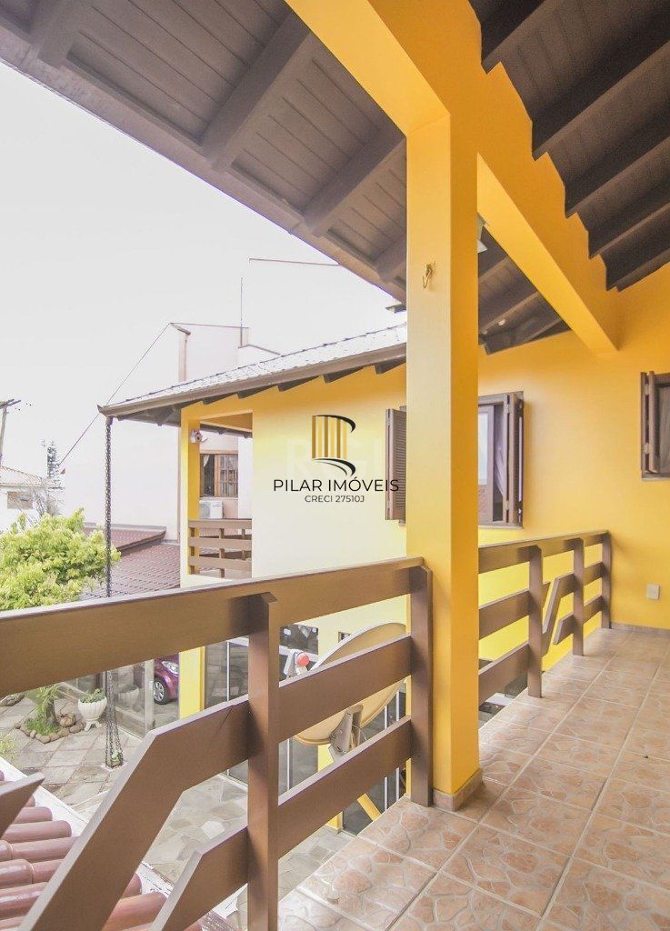 Casa para Venda - 252m², 3 dormitórios, sendo 1 suites, 3 vagas - Parque Santa Fé