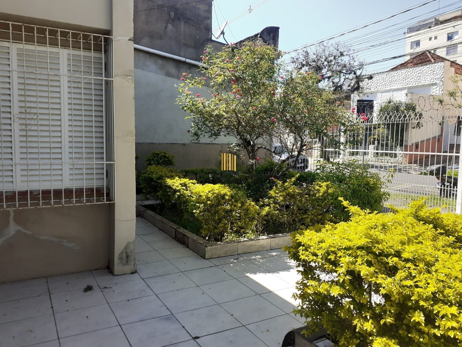 Casa com 3 quartos, 4 vagas e 159m² - Rua General Caldwell - Menino Deus, Porto Alegre - Pilar Imóveis