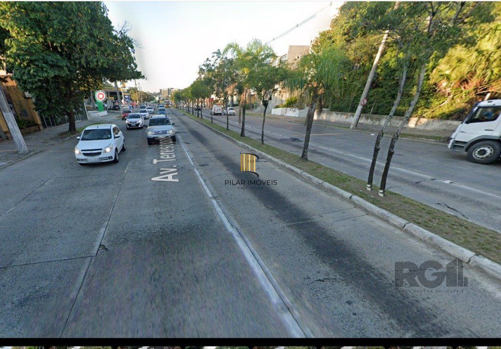 EXCELENTE  PONTO COMERCIAL OU RESIDENCIAL,  terreno medindo 13,96 x 100,79m