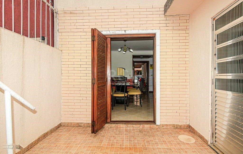 Casa Condominio para Venda - 162m², 3 dormitórios, sendo 1 suites, 2 vagas - Guarujá