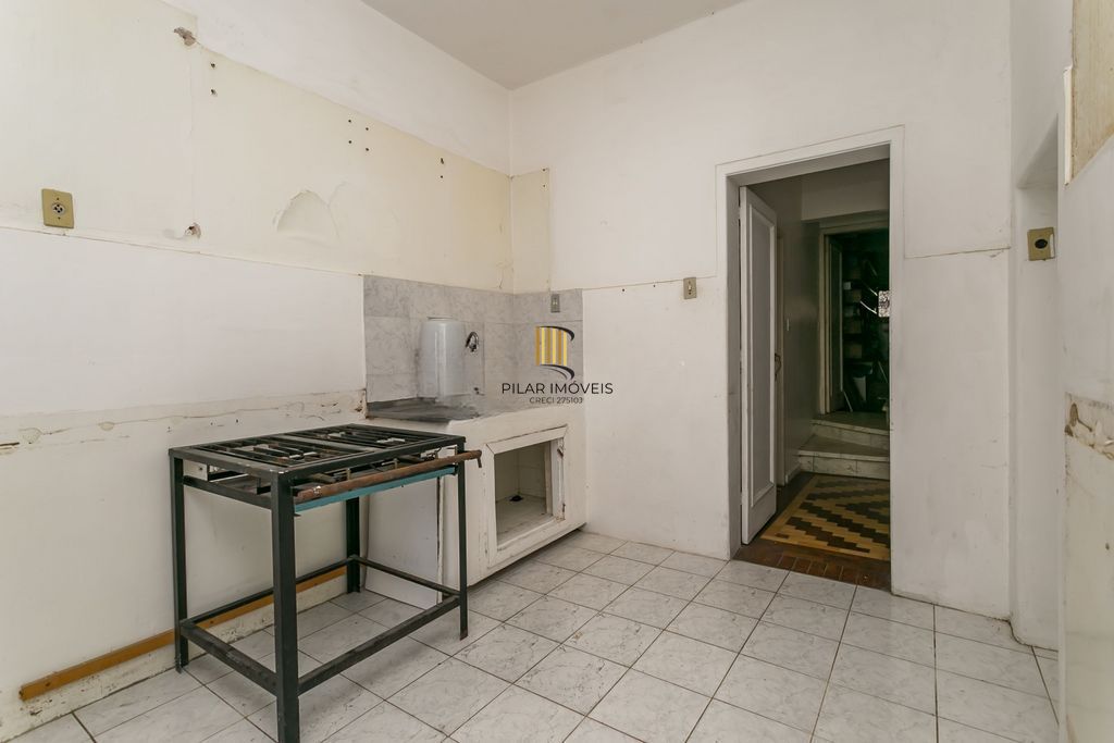 Casa 4 dorms à venda Rua Sinimbú, Petrópolis - Porto Alegre