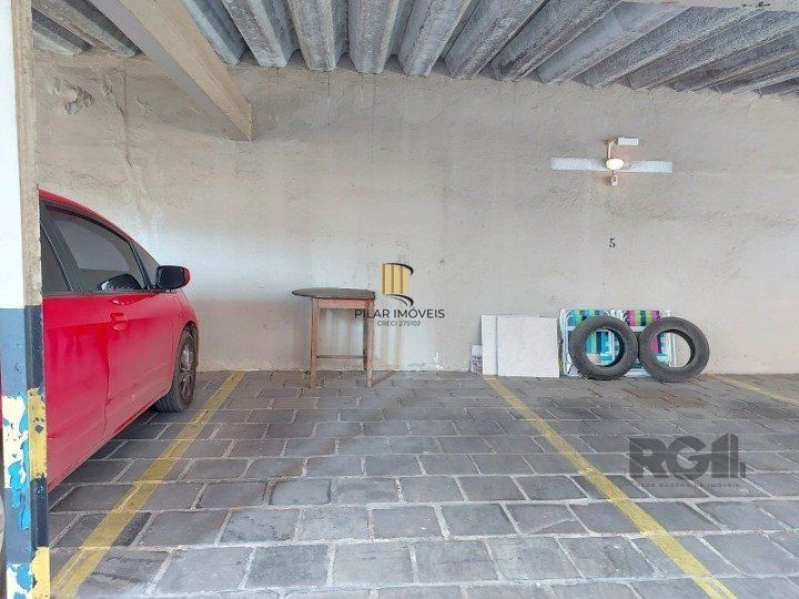Apartamento com 2 quartos com suite e  1 vaga na Felix da Cunha em Porto Alegre