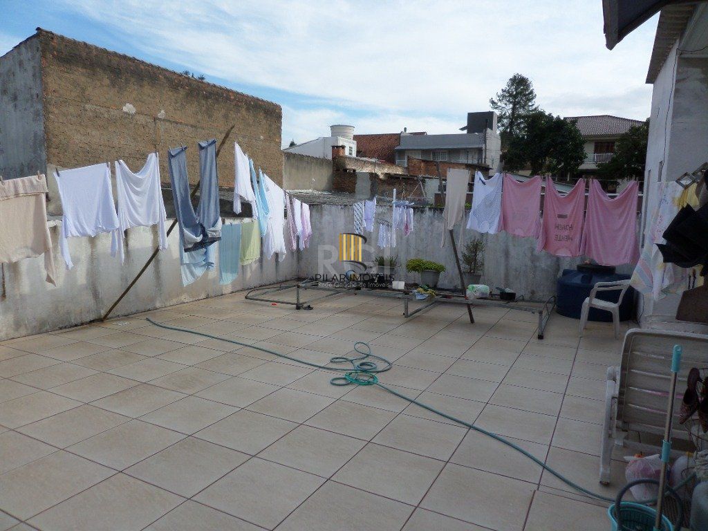 Casa para Venda - 153m², 5 dormitórios, sendo 3 suites, 4 vagas - Jardim Itu Sabará