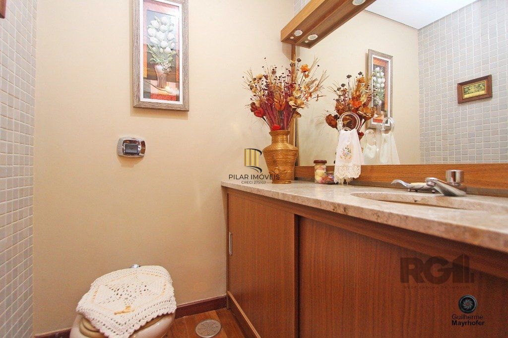 Excelente apartamento de 315m² com 3 dormitórios e 2 vagas.