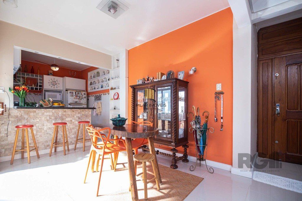 Apartamento 152m² - 4 dormitórios no bairro Floresta