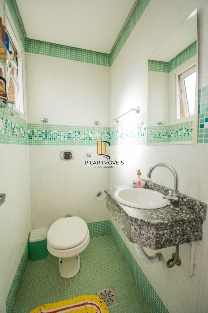 Cobertura para Venda - 199m², 3 dormitórios, sendo 1 suites, 2 vagas - Azenha