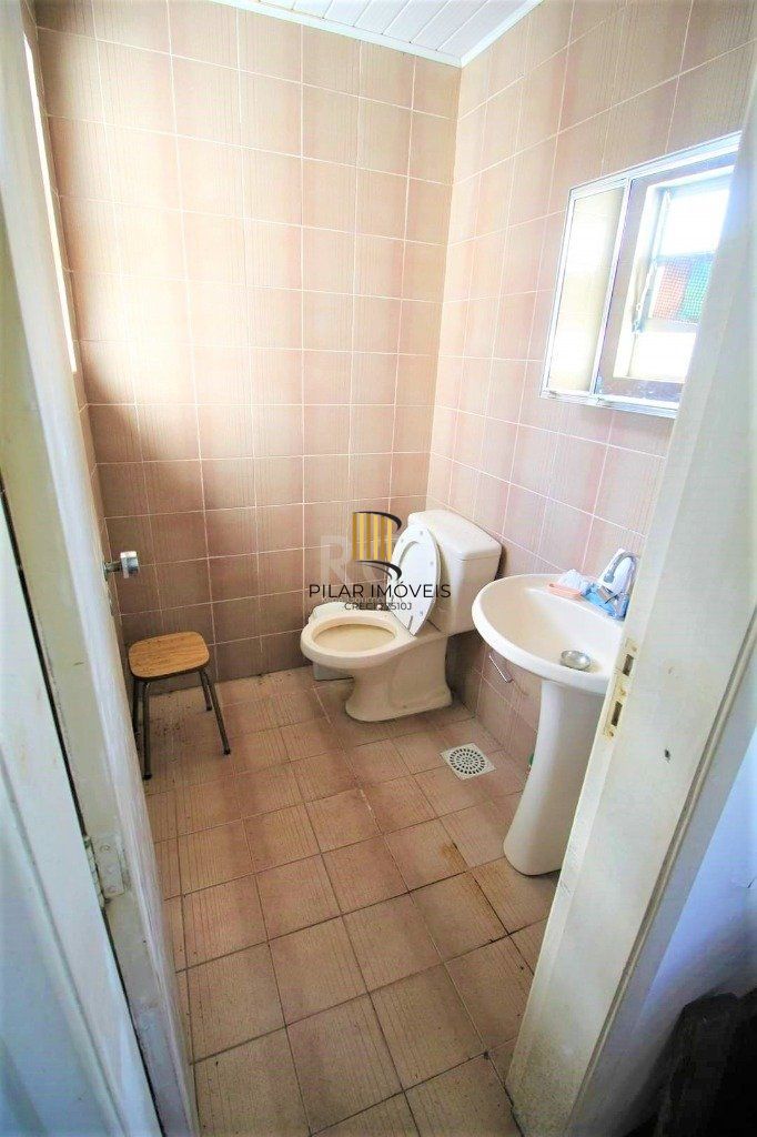Casa para Venda - 287m², 3 dormitórios, sendo 2 suites, 4 vagas - Nonoai