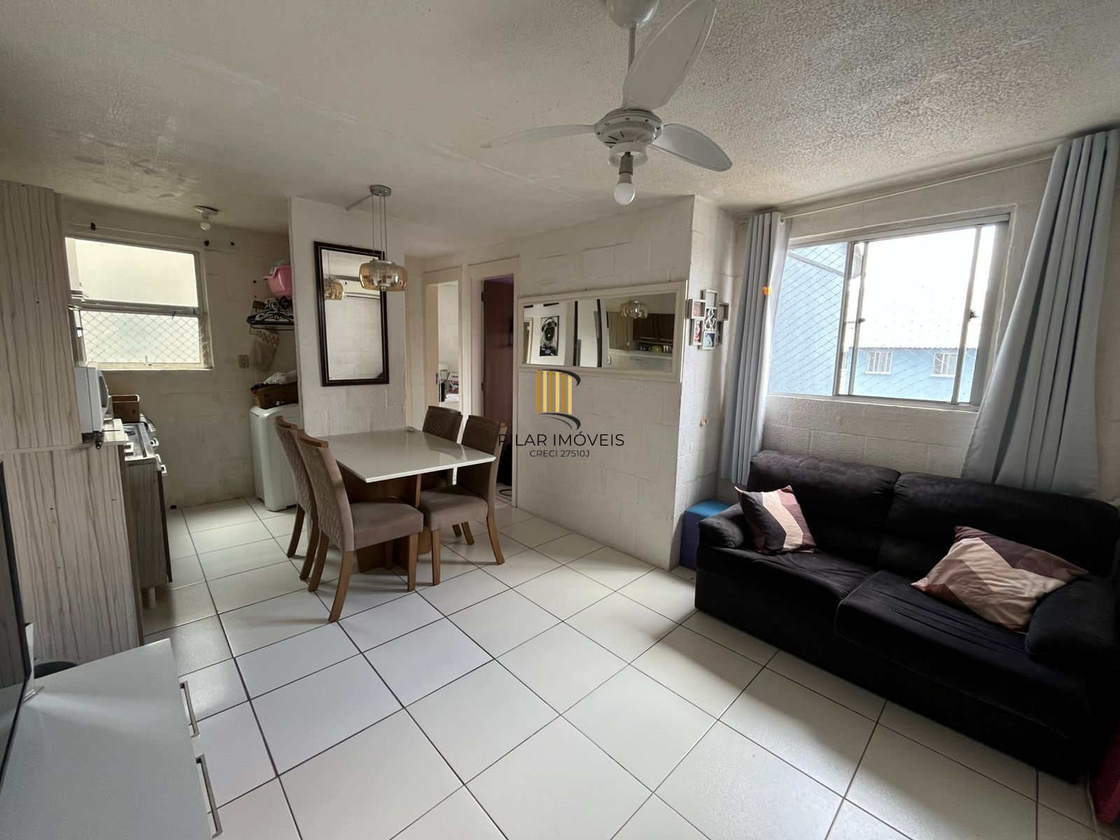 Apartamento 02 dormitórios com vaga