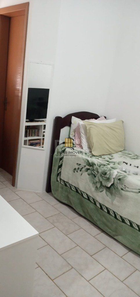 Casa para Venda - 95m², 2 dormitórios, 3 vagas - Teresópolis