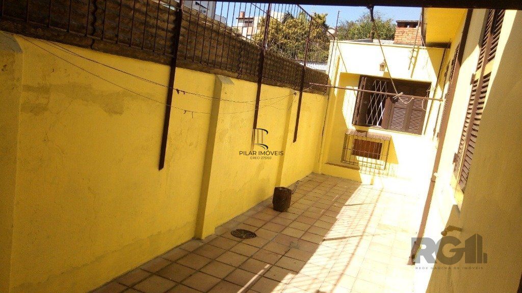 Casa com 3 quartos, 1 vaga e 110m² Travessa  Ouvidor - Santo Antônio, Porto Alegre