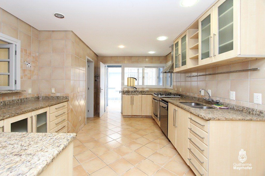 Casa para Venda - 393m², 4 dormitórios, sendo 2 suites, 4 vagas - Ipanema