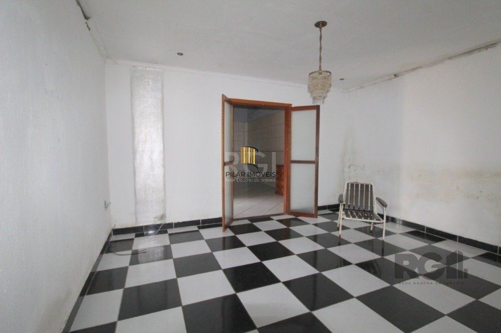Casa 3 Dormitório(s) Bairro Teresópolis