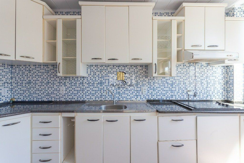 Cobertura para Venda - 118m², 3 dormitórios, 1 vaga - Nonoai