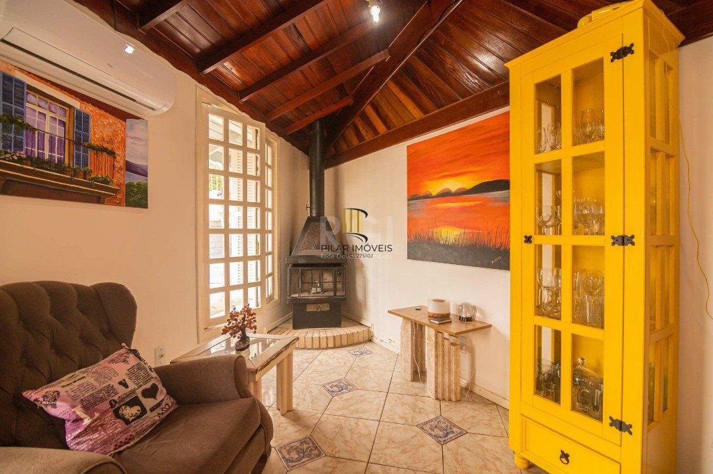 Casa 3 Dormitório(s) Bairro Jardim São Pedro