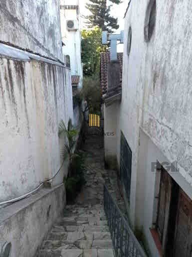 Casa para Venda - 250m², 3 dormitórios,  - Medianeira
