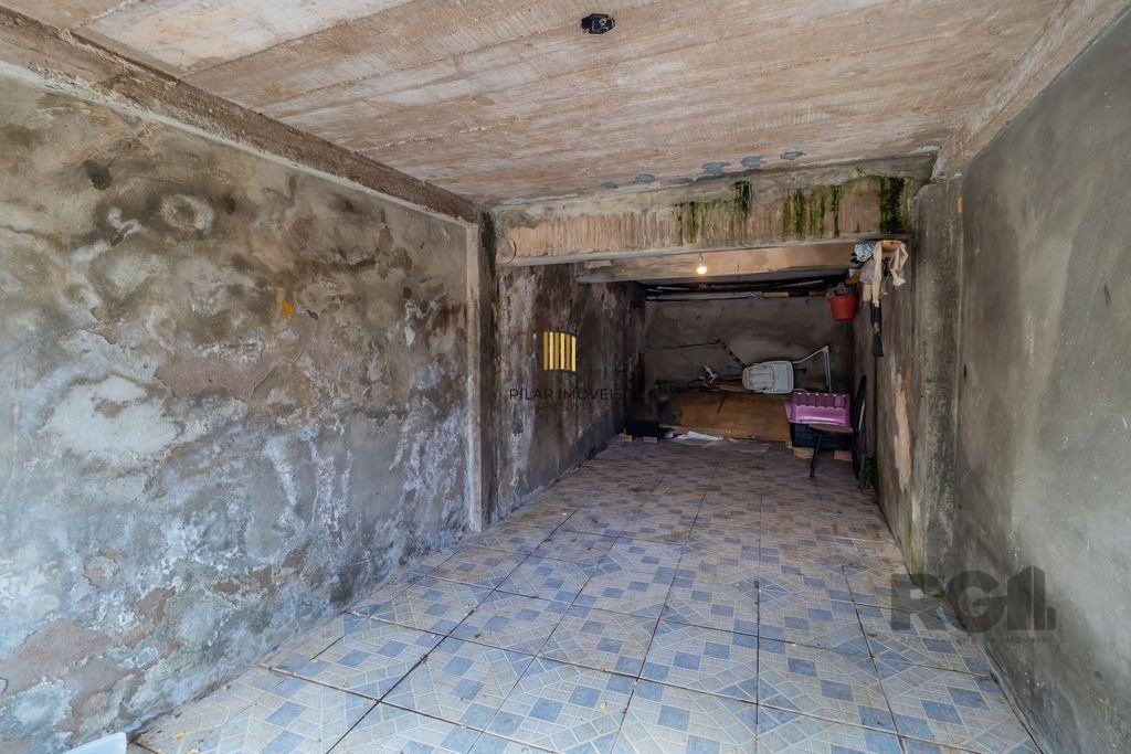 Casa 2 dormitórios no bairro Lomba do Pinheiro