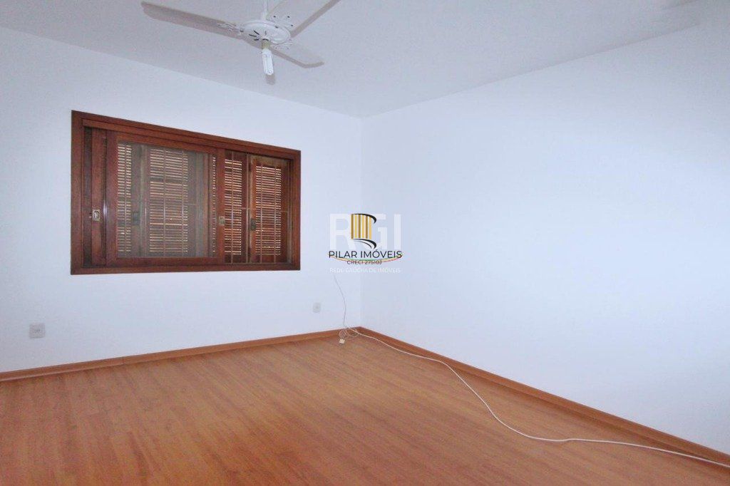 Casa para Venda - 185.29m², 4 dormitórios, sendo 2 suites, Teresópolis