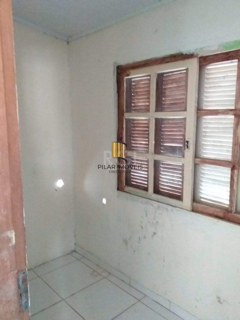 Casa para Venda - 200m², 6 dormitórios, 4 vagas - Tristeza