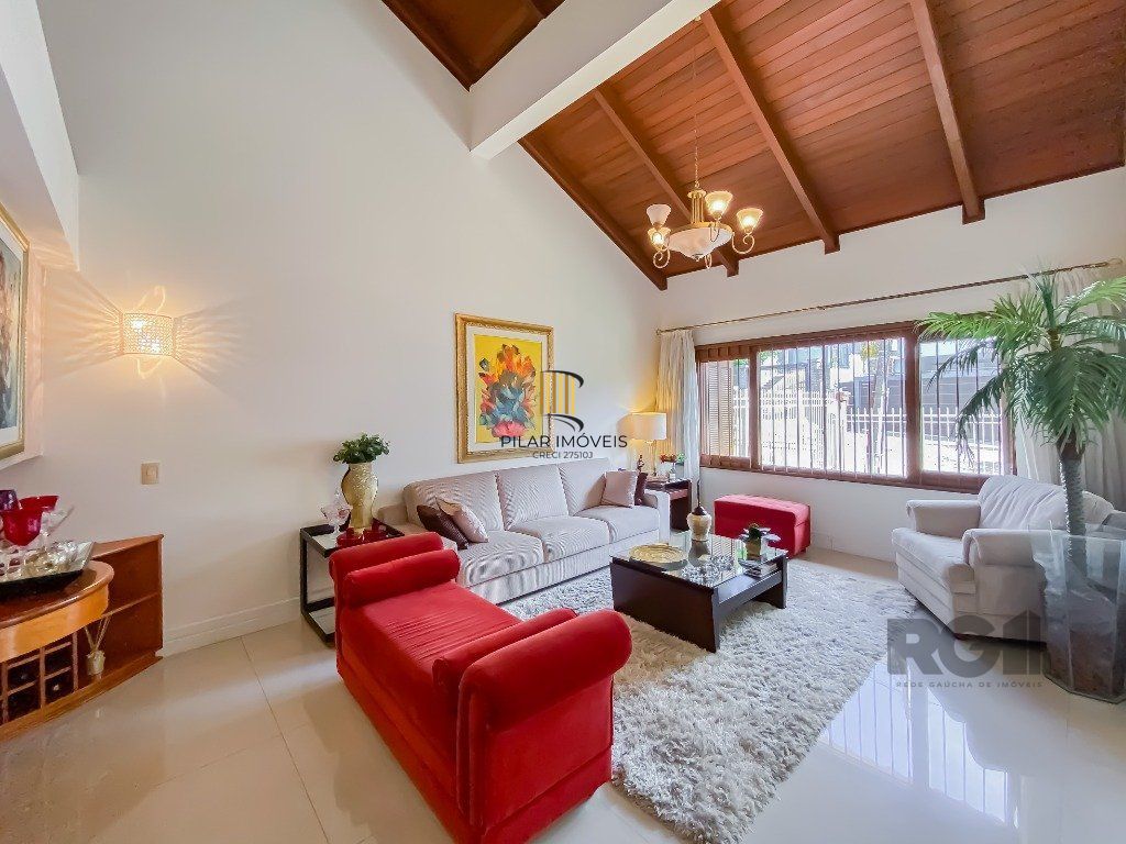 Casa alto padrão, 500m² privativos com linda vista da cidade no Morro Apamecor