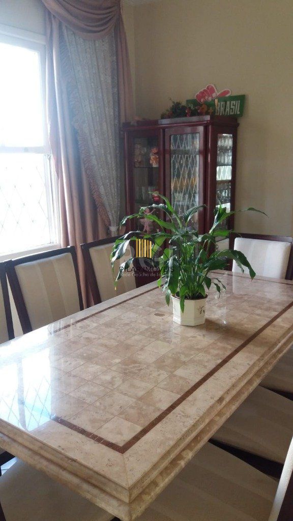 Casa para Venda - 142m², 3 dormitórios, sendo 1 suites, Partenon