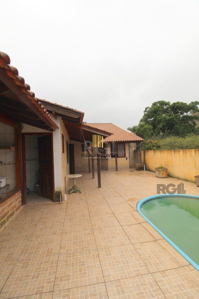Casa 3 Dormitório(s) Bairro Teresópolis