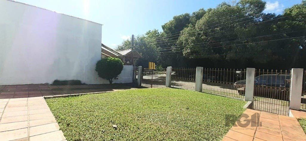 Casa 160m² - 3 dormitórios, 3 vagas no bairro Ipanema