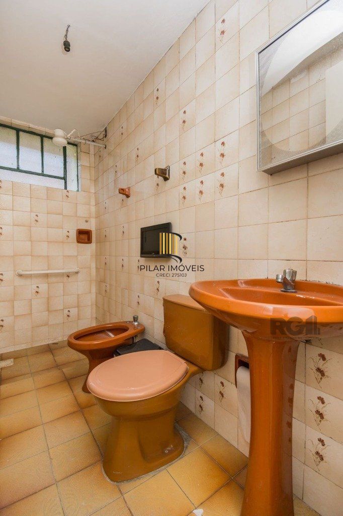 Casa com 5 dormitórios no bairro Jardim Sabará