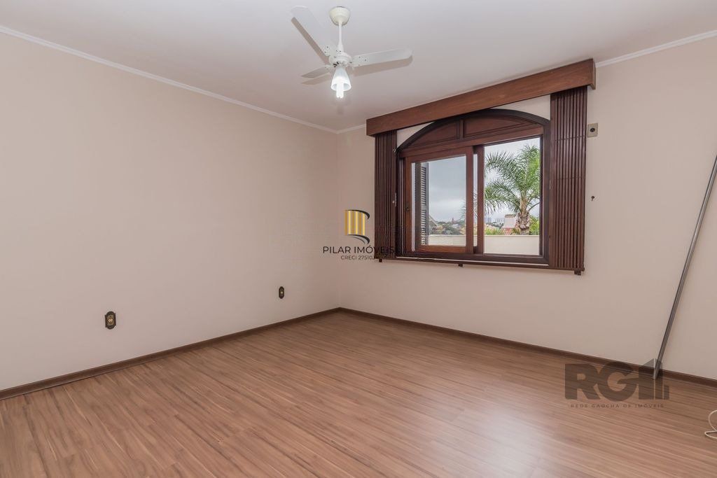 Casa com 287m², 5 dormitórios, piscina, 4 vagas no bairro Jardim Itu