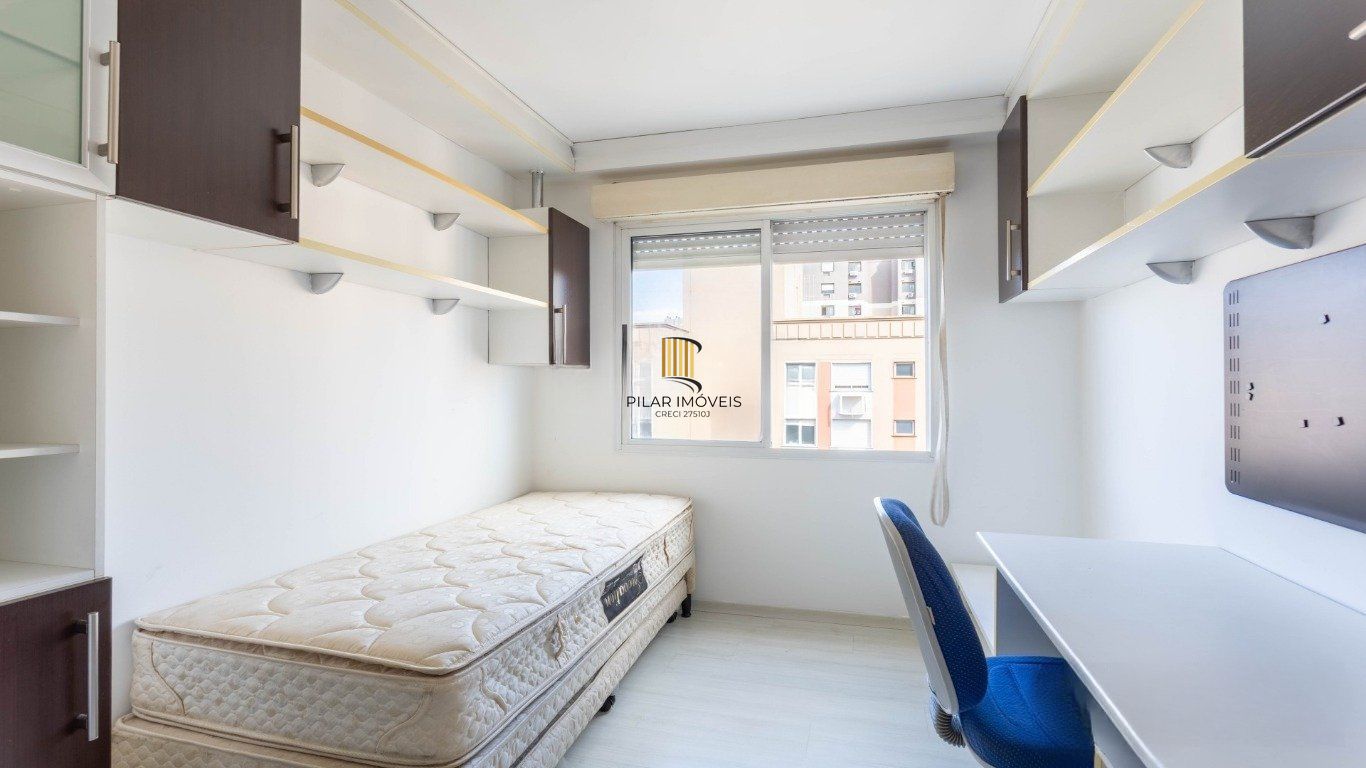 Apartamento com 2 quartos à venda em Partenon, Porto Alegre.