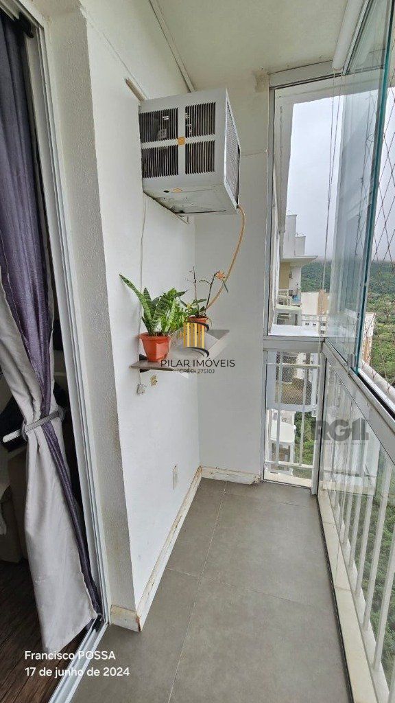 Apartamento com 2 dormitórios no bairro Jardim Carvalho